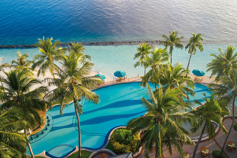 Royal Island Resort & Spa 4*